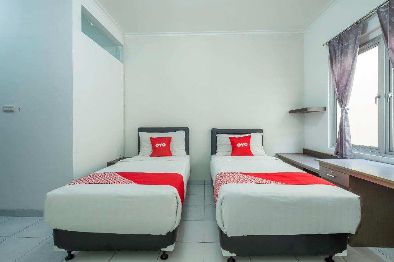 Super Oyo 1876 Fortuna Residence Bandung Exterior photo