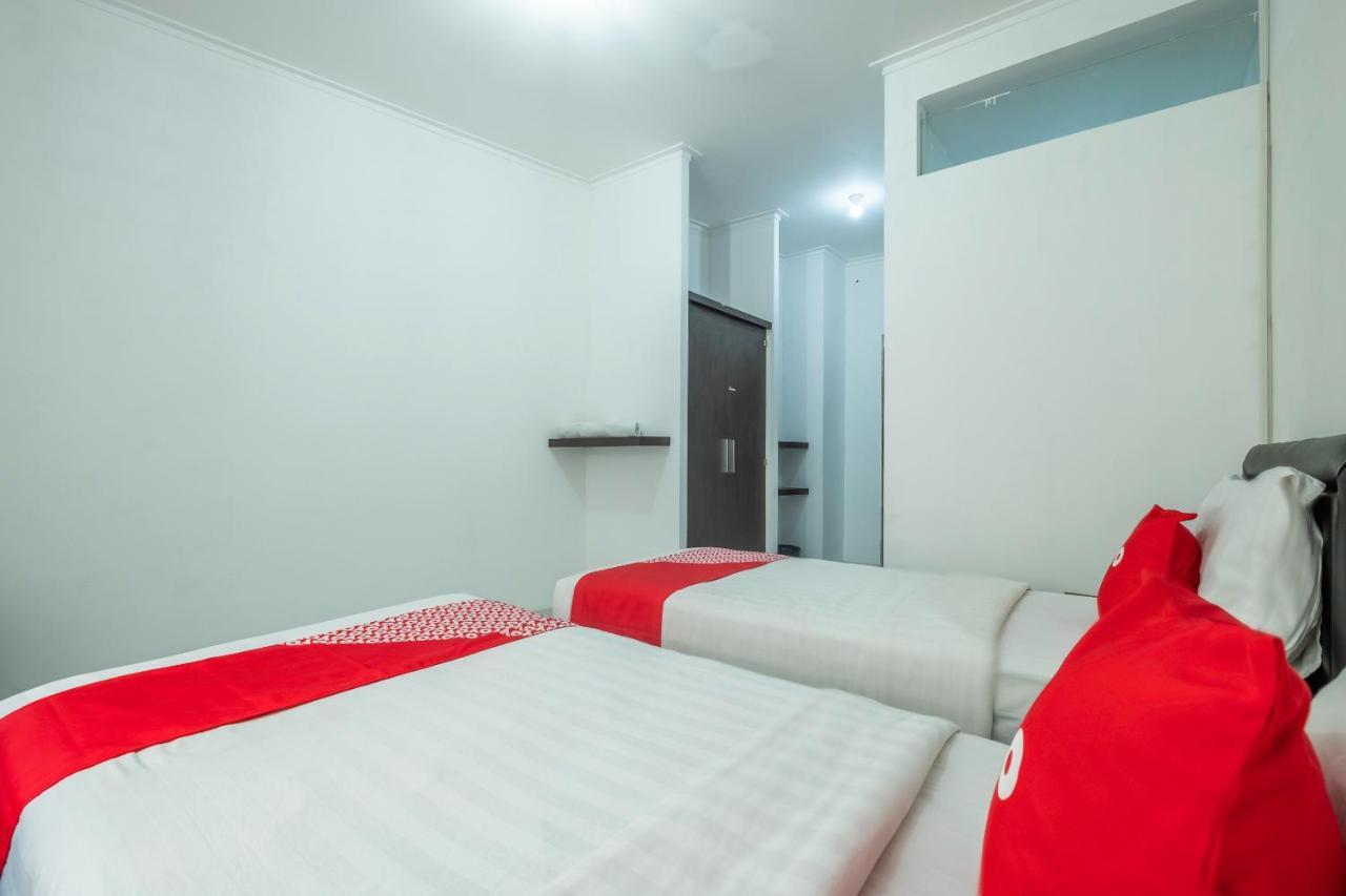 Super Oyo 1876 Fortuna Residence Bandung Exterior photo